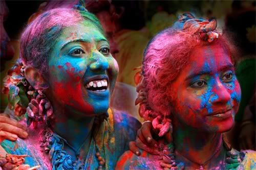 holi_colors_west_bengal.jpg