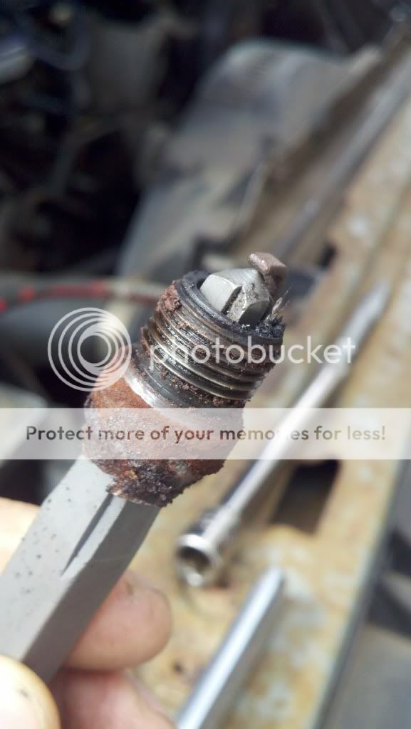 Spark Plug Broke Off In Motor at James Holmes blog